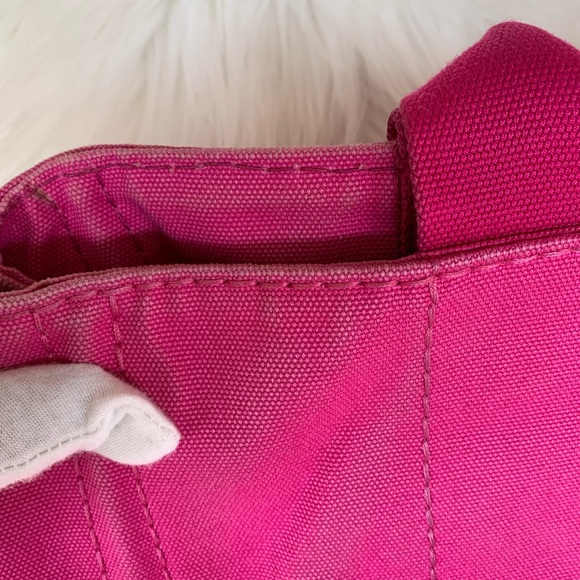 Prada Canapa - Picture 7 of 12